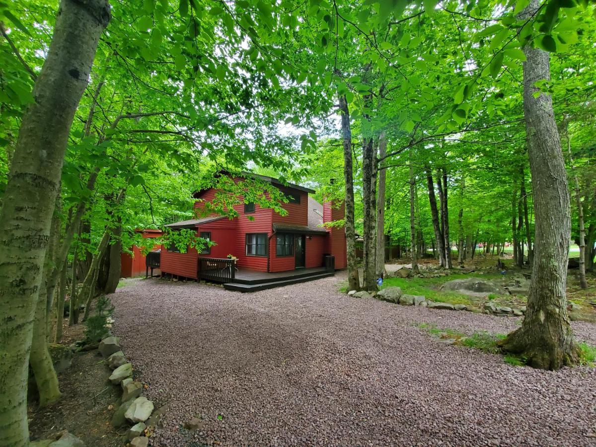 Chalet Renovated Near Casino, Camelback , Kalahari 4Bdrms Firepit Hot Tub Game Room Tobyhanna Exteriér fotografie